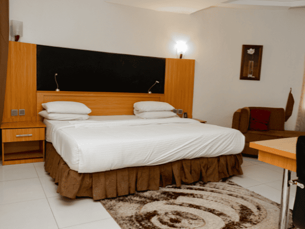 DELUXE DOUBLE - Image 2